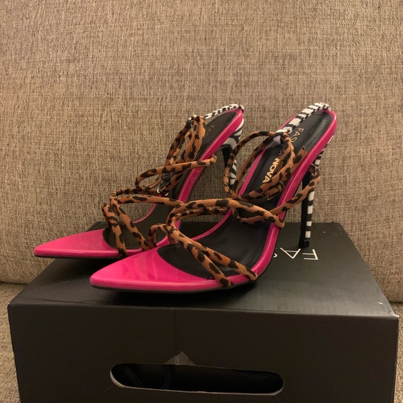 Fashion nova heels - Picture 2 of 6